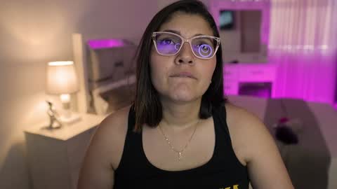 Snapshot of camila_buitrago chatting on December 22, 2024, 7:10 pm Camila buitrago online show from December 22, 2024, 7:10 pm