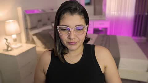Snapshot of camila_buitrago chatting on December 29, 2024, 4:40 pm Camila buitrago online show from December 29, 2024, 4:40 pm