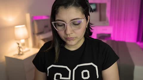 Snapshot of camila_buitrago chatting on January 12, 2025, 1:00 am Camila buitrago online show from January 12, 2025, 1:00 am