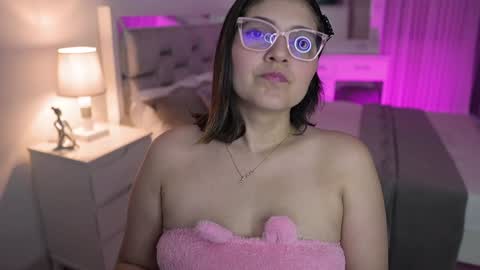 Snapshot of camila_buitrago chatting on January 21, 2025, 12:57 am Camila buitrago online show from January 21, 2025, 12:57 am