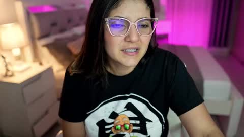 Snapshot of camila_buitrago chatting on February 11, 2025, 12:59 am Camila buitrago online show from February 11, 2025, 12:59 am
