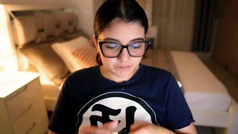 Snapshot of camila_buitrago chatting on September 22, 2025, 3:08 am Camila buitrago online show from September 22, 2025, 3:08 am