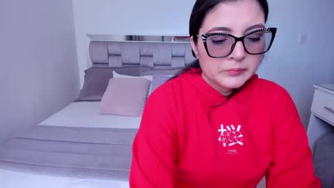 Camila buitrago online show from May 31, 2026, 7:59 pm