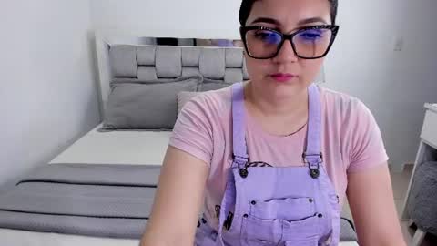 Camila buitrago online show from July 13, 2026, 11:18 pm