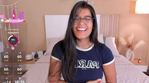 camila_bustamante_ online show from May 2, 2026, 4:56 pm
