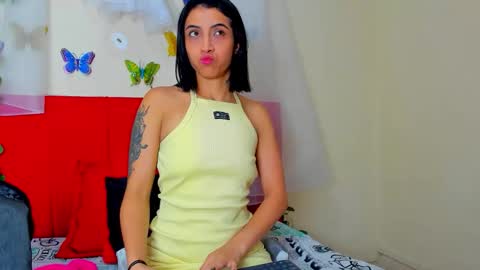 Snapshot of camila_collins7 chatting on October 11, 2025, 12:26 pm camila_collins7 online show from October 11, 2025, 12:26 pm
