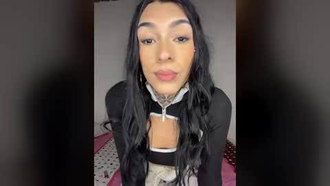  s online show from March 27, 2026, 2:39 am