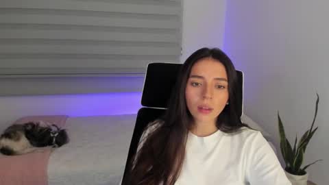  C A M I  online show from March 21, 2026, 11:08 pm