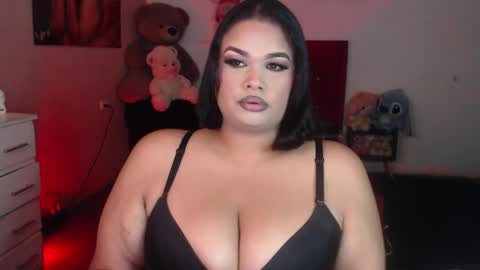   online show from April 26, 2026, 8:39 pm