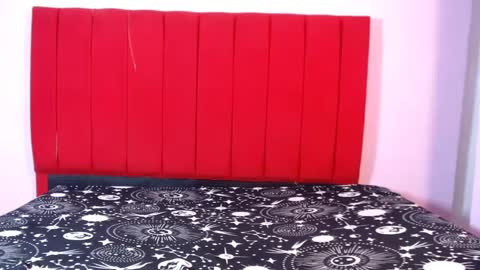 camila_girlsexy online show from October 14, 2025, 2:01 am