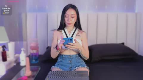 Snapshot of camila_harrington chatting on May 7, 2026, 4:07 am CAMI online show from May 7, 2026, 4:07 am