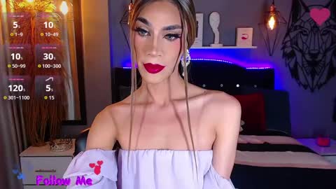 Camila online show from October 10, 2025, 7:57 pm