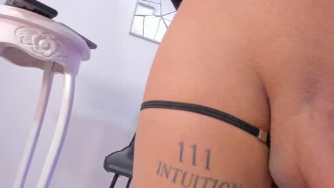 camila_hots online show from October 23, 2025, 2:49 pm