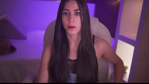 camila_martinez9 online show from November 26, 2025, 11:33 am