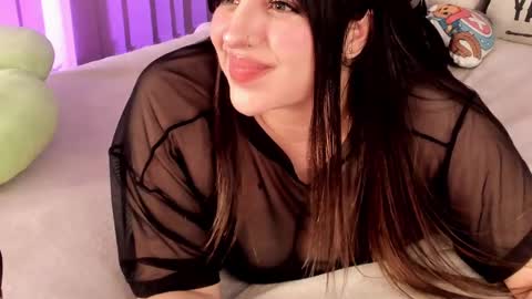 Camila online show from February 20, 2025, 11:32 pm