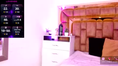 Snapshot of camila_mishima chatting on October 9, 2025, 1:20 pm Camila Mishima online show from October 9, 2025, 1:20 pm