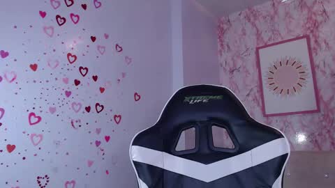 Cami online show from January 24, 2025, 11:04 am