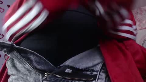 Cami online show from February 9, 2025, 11:25 am