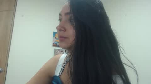 Snapshot of camila_rouswhyth chatting on February 15, 2026, 4:53 am camila_rouswhyth online show from February 15, 2026, 4:53 am
