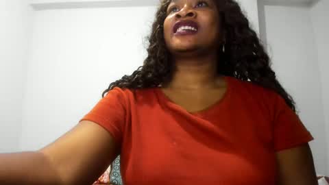 Snapshot of camila_sandoval_01 chatting on February 28, 2025, 3:48 am Camila online show from February 28, 2025, 3:48 am