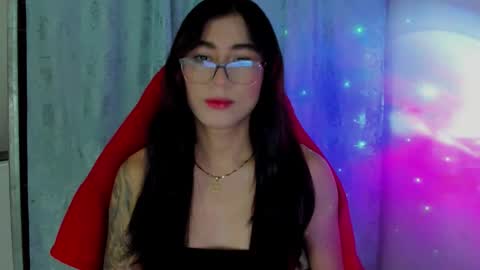 Camila online show from December 21, 2025, 1:29 pm