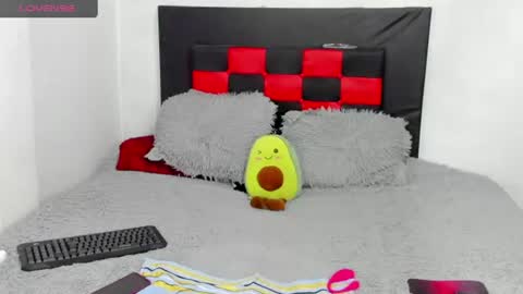 Snapshot of camila_valenciia_ chatting on June 17, 2026, 9:38 pm Camila online show from June 17, 2026, 9:38 pm