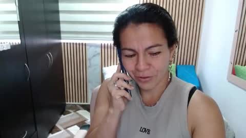 Camila Vargas online show from May 4, 2026, 9:33 pm