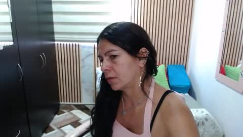 Camila Vargas online show from May 5, 2026, 4:48 pm