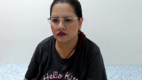 Camila Villaneva online show from October 8, 2025, 12:25 pm