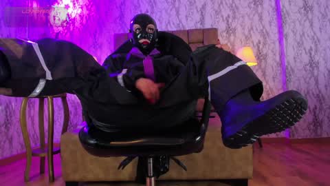    online show from December 28, 2024, 3:37 pm