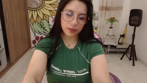 camilacarter online show from January 10, 2025, 2:57 am