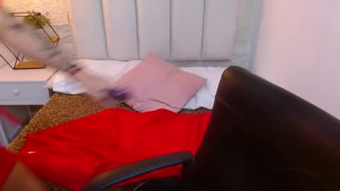 Cami online show from April 23, 2026, 12:29 pm