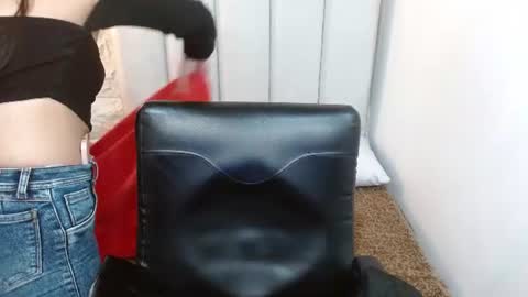 Snapshot of camilah_tk chatting on July 20, 2026, 12:18 pm Cami online show from July 20, 2026, 12:18 pm