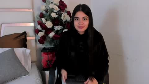 Camila online show from March 12, 2025, 3:02 am