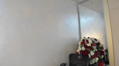 Camila online show from September 29, 2025, 12:16 am