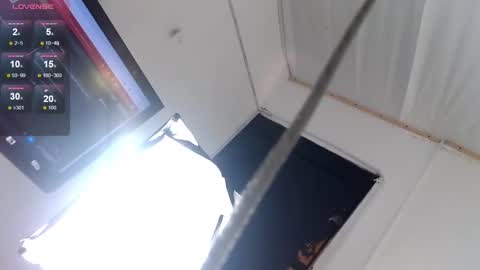 Camila online show from January 18, 2025, 6:10 pm