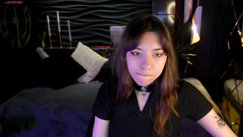 Camilla online show from April 7, 2026, 6:25 am
