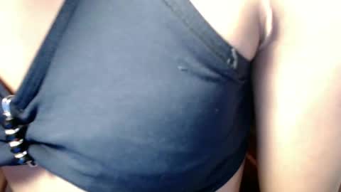 Camilla online show from January 11, 2025, 1:37 am