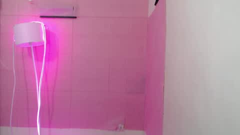 Camilla online show from February 4, 2025, 6:14 am