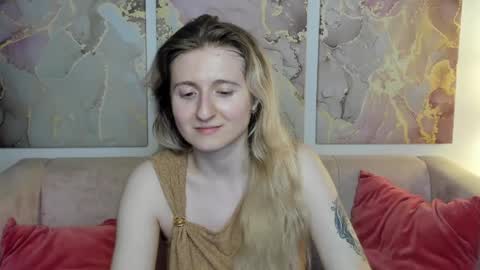 camilladreamer online show from April 28, 2026, 5:51 pm