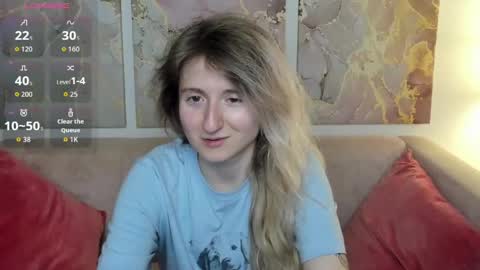 Snapshot of camilladreamer chatting on May 11, 2026, 8:53 am camilladreamer online show from May 11, 2026, 8:53 am