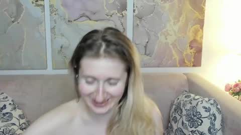 Snapshot of camilladreamer chatting on May 16, 2026, 1:02 am camilladreamer online show from May 16, 2026, 1:02 am