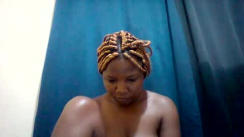 camillah_sweet online show from February 15, 2026, 8:05 pm