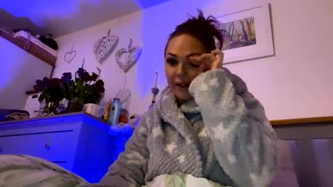 Snapshot of camillajayne chatting on February 14, 2026, 9:22 pm Camilla Jayne online show from February 14, 2026, 9:22 pm