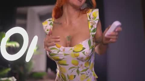 CamillaStarrX online show from June 18, 2026, 6:56 pm