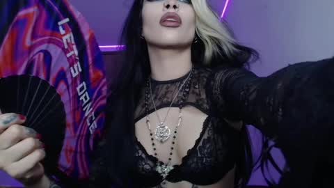 Snapshot of camille_666 chatting on February 15, 2025, 12:04 am Camille online show from February 15, 2025, 12:04 am