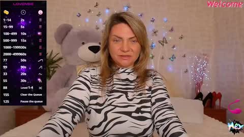 Snapshot of camille_game chatting on December 7, 2024, 4:42 am Camille Game online show from December 7, 2024, 4:42 am