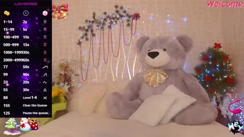 Snapshot of camille_game chatting on January 7, 2025, 10:43 am Camille Game online show from January 7, 2025, 10:43 am