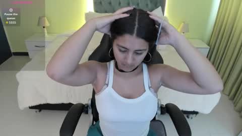 Snapshot of camille_olsen_ chatting on October 27, 2025, 11:36 am Camille online show from October 27, 2025, 11:36 am