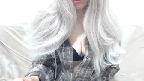 CamilleBunny online show from April 24, 2026, 2:36 am